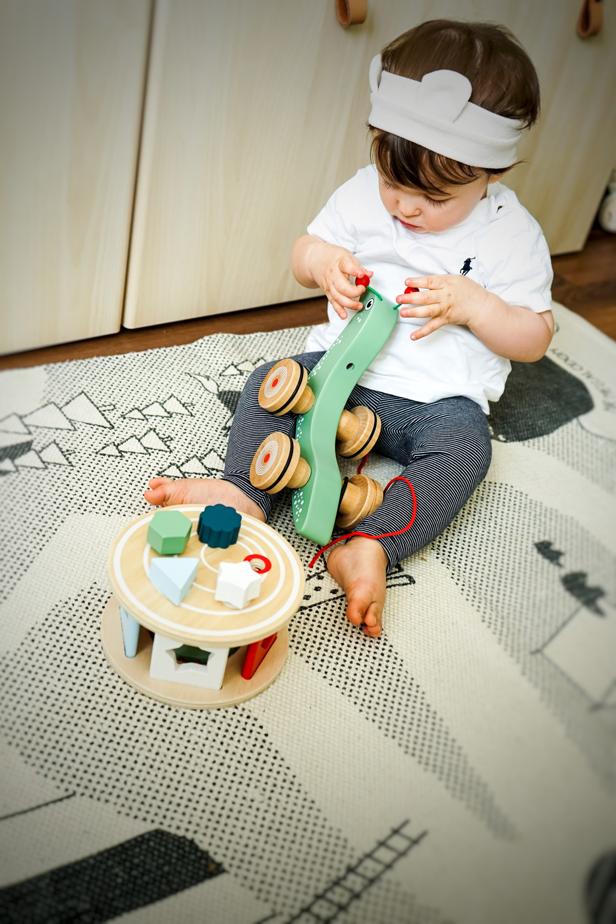 PULL ALONG SHAPE FITTING SNAIL