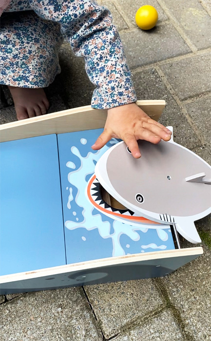 MINIGOLF SHARK ATTACK