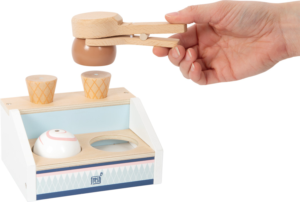 Compact Ice Cream Counter "fresh"
