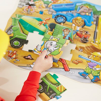 299_busy_builders_lifestyle_002_400-1.jpg Busy Builders Jigsaw Puzzle
