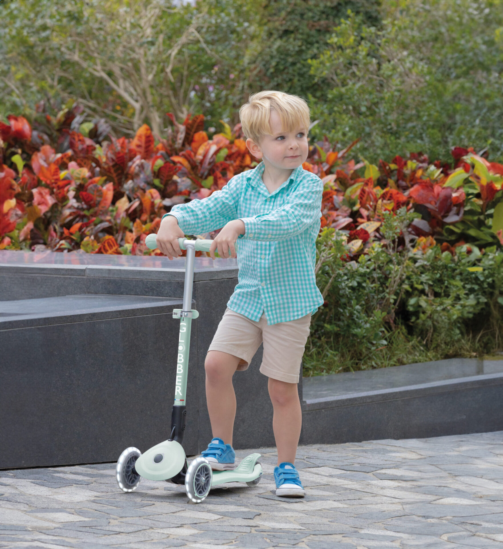 LS_02_692-505_rgb-scaled-1-1.jpg JUNIOR FOLDABLE LIGHT ECOLOGIC Pistache